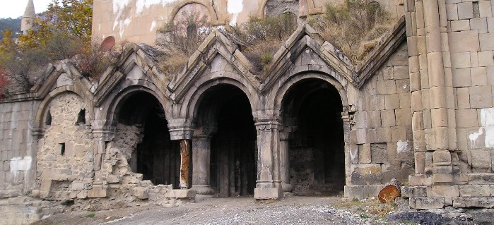 „Schutzbefohlene” – Christen und Juden unter islamischer Herrschaft