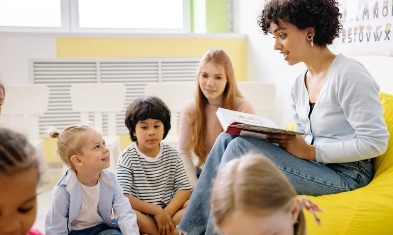 Die Weihnachtsgeschichte in Arabisch